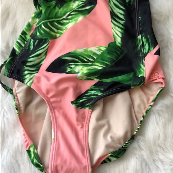 Albion Fit Waikiki One Piece Swimsuit Bikini XS - Picture 7 of 10